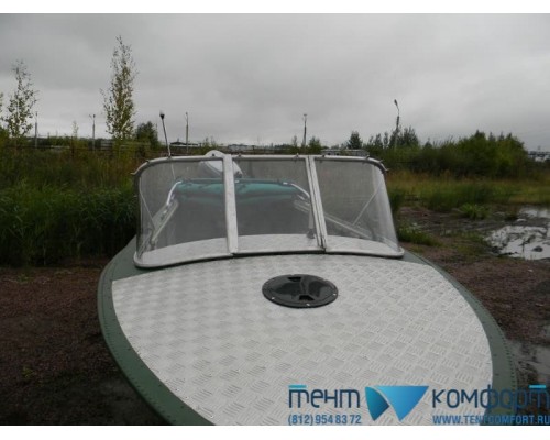 Обь-1. Ветровое стекло НС с калиткой